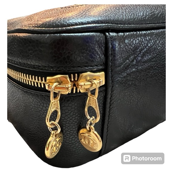 CHANEL Vintage lunchbox vanity bag case circa 1997 black caviar gold hardware - Picture 8 of 13